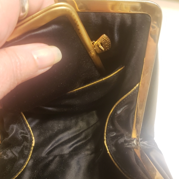 Vintage Black leather Lewis top handle bag with change purse, mirror and comb - Picture 2 of 16